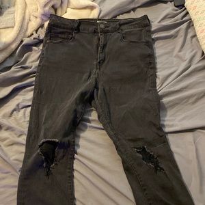 skinny jean with holes